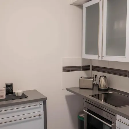 Aparthotel City Center Stays